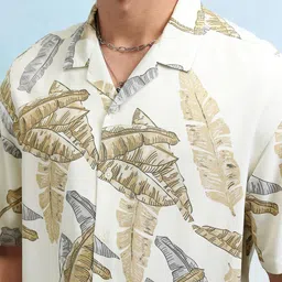 HIGHLANDER Men Cuban Collar Floral Printed Oversized Casual Shirt image 3