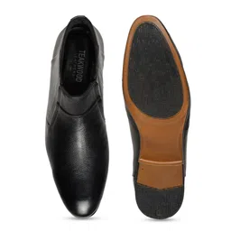 Teakwood Leathers Men Textured Casual Boots image 5