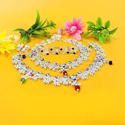AamNa Enterprises Silver-Plated Stone-Studded & Beaded Jewellery Set image 1