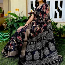 HERE&NOW Floral Zari Art Silk Saree-picture-22