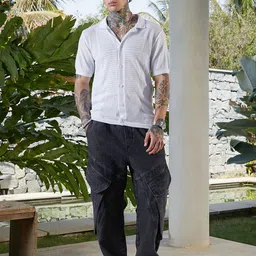 Campus Sutra Comfort Self Design Cutaway Collar Cotton Casual Shirt image 5