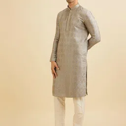 Manyavar Ethnic Motifs Woven Design Mandarin Collar Kurta With Pyjamas image 3