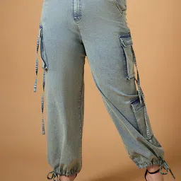 SASSAFRAS Curve Women Straight Fit Low Distress Acid Wash Stretchable Jeans-picture-24