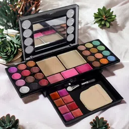 nyn Makeup Kit - Eye-Shadows, Lip Colors, Blushes, Sponges, Brushes & Blender(80322) image 2