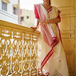 BerMondsey Woven Design Silk Blend Banarasi Saree-image-51