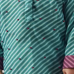 Vivedkids Boys Leheriya Striped Regular Pure Cotton Kurta with Pyjamas image 2