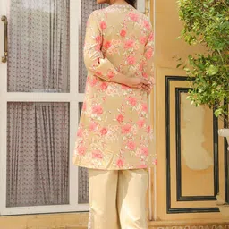 AARAAS FLoral Printed Notch Neck Pure Cotton A-Line Kurta With Trousers image 4