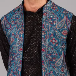 KALPRAAG Men Floral Embroidered Regular Sequinned Kurta with Pyjamas image 4