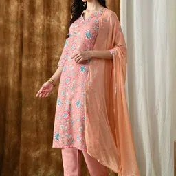 VIBE VISION Women Floral Printed Regular Kurta with Trousers & With Dupatta image 4