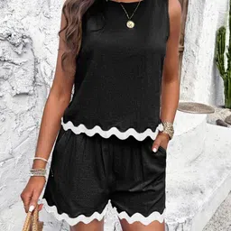 StyleCast V-Neck Long Sleeves Top With Shorts-image-87