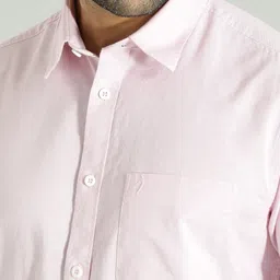 Indian Terrain Men India Slim Spread Collar Solid Cotton Slim Fit Casual Shirt image 2