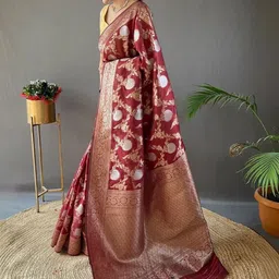 ZIKARAA Floral Zari Heavy Work Saree-picture-14