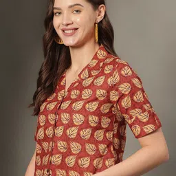 JANAKDULARI CREATION Floral Print Roll-Up Sleeves Cotton Shirt Style Crop Top image 4