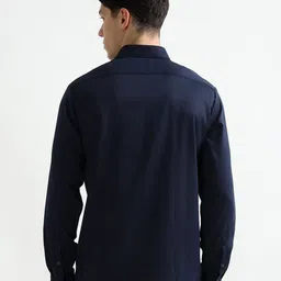 Arrow New York Men Manhattan Slim Fit Textured Spread Collar Casual Shirt image 4