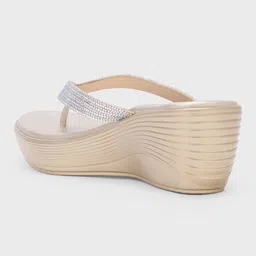 Sole To Soul Textured Wedge Sandals image 5