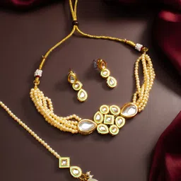 Anouk Gold Plated Kundan Studded & Pearls Beaded Jewellery Set-picture-15