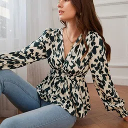 Stylecast X Slyck Animal Print Puff Sleeve Peplum Crop Top-image-15