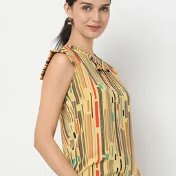 NOT SO PINK Printed Cap Sleeve Top image 4