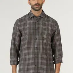 Blackberrys Men India Slim Fit Checked Spread Collar Casual Shirt image 2
