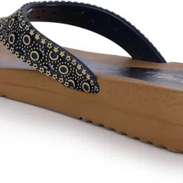 action Women Slippers image 5