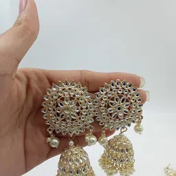 JMBW INTERNATIONAL Sterling Silver Gold Plated Kundan Studded & Beaded Jewellery Set image 2