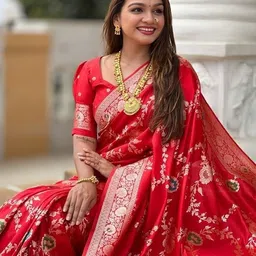 adeshethnicwear Self Design Banarasi Art Silk Saree image 4