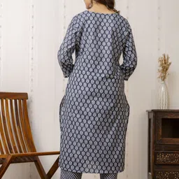 divastri Women Pure Cotton Kurta Pant Dupatta Set image 2