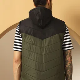 Metronaut Colourblocked Stand Collar Sleeveless Puffer Jacket image 4