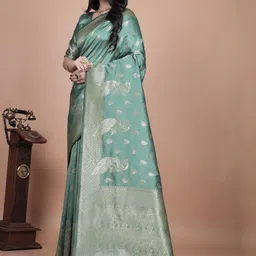 Mameraa Ethnic Motifs Zari Art Silk Handloom Saree image 2