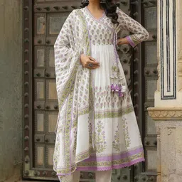 MILAAV Women Floral Printed Angrakha Pure Cotton Kurti with Trousers & With Dupatta-picture-22