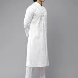 Fabshopy Men Regular Sleeves Chikankari Kurta image 3