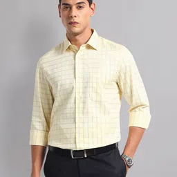 AD By Arvind Men Spread Collar Checked Cotton Casual Shirt-image-64