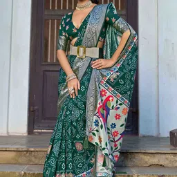 Sangria Printed Saree With Blouse image 3