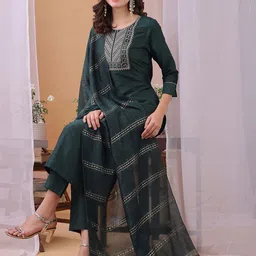 HRITIKA Women Woven Design Woven Design Kurta with Trousers & Dupatta-picture-13