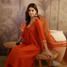 Sangria Floral Embroidered Kurta & Trousers with Dupatta Set image 5
