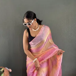 KAYOMMI Striped Saree image 5