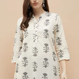 Melange by Lifestyle Women Quirky Printed Extended Sleeves Sequinned Anarkali Kurta image 4