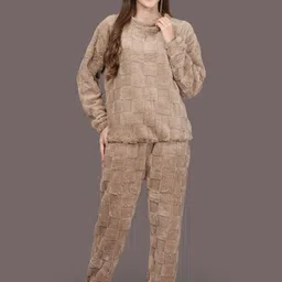 Jinfo Women Printed Night suit image 2