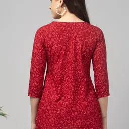 synthify Casual Regular Sleeves Floral Print Women Maroon Top image 2