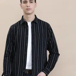 Crocodile Men Linen Blend Striped Full Sleeve Shirt image 3