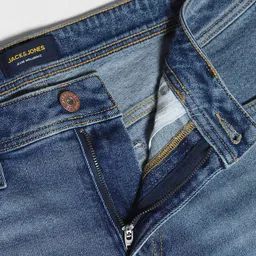 Jack & Jones Men Slim Fit Low-Rise Light Fade Stretchable Jeans image 4