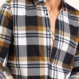 THE BEETEL HOUSE Men Classic Fit Tartan Checked Spread Collar Pure Cotton Casual Shirt image 3