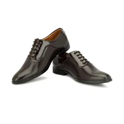 GULASS WICK Men Textured Formal Party Derbys image 3