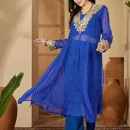 Sangria Women Leheriya Printed Regular Mirror Work Kurta with Trousers-picture-27