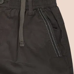 beevee Men Mid Rise Trousers With Pockets image 4