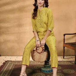 Anouk Embroidered Tunic & Trouser Co-Ords image 5