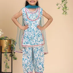 Cutiekins Girls Floral Printed Gotta Patti Straigt Kurti with Salwar & With Dupatta-picture-27