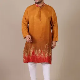 Amanush Men Dyed Thread Work Kurta image 2