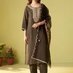Indo Era Women Ethnic Motifs Embroidered Regular Thread Work Liva Kurta with Trousers & With Dupatta image 2