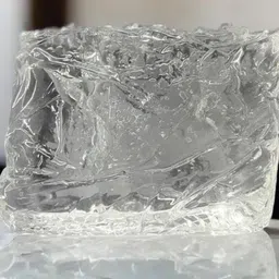 shanvik 100%PURE TRANSPARENT GEL WAX FOR CANDLE MAKING[1KG] Candle image 2